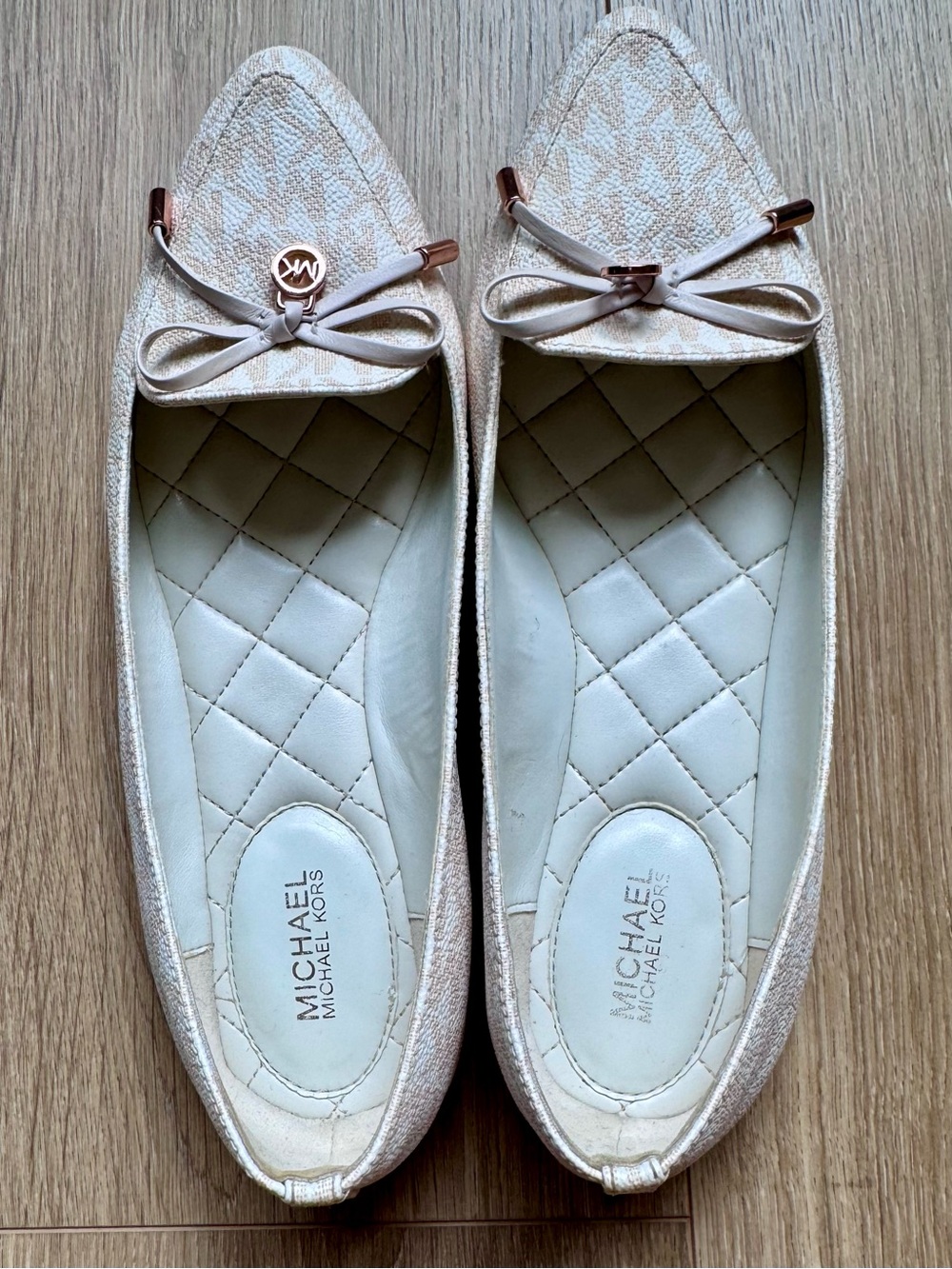 MICHAEL Michael Kors Logo Bow Ballet Flats Beige Size 7M